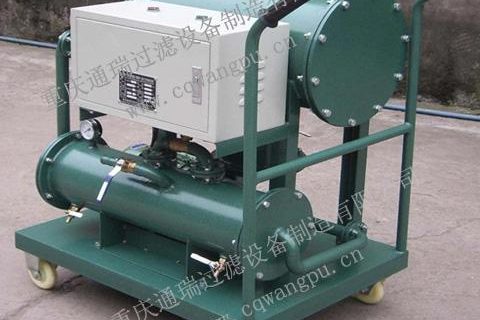 厂家剖析：：轻质油聚结疏散式滤油机